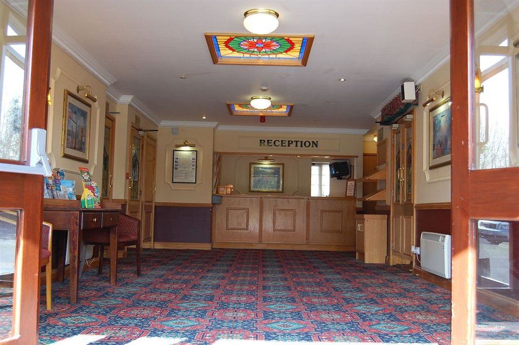 Bridge Inn Кливдън Екстериор снимка