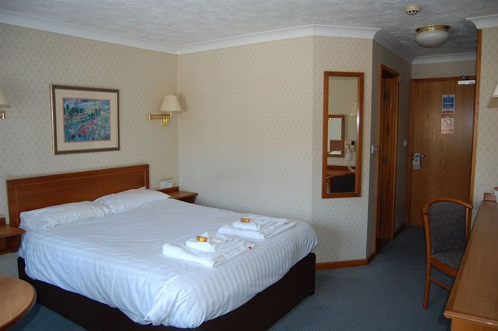 Bridge Inn Кливдън Екстериор снимка